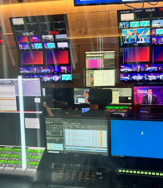 Accompagnement media training de Jordan Renner par Philippe Montanay sur le plateau de l’émission « Paroles d’Entreprises » sur BFM Business, avec le journaliste Vincent Touraine.