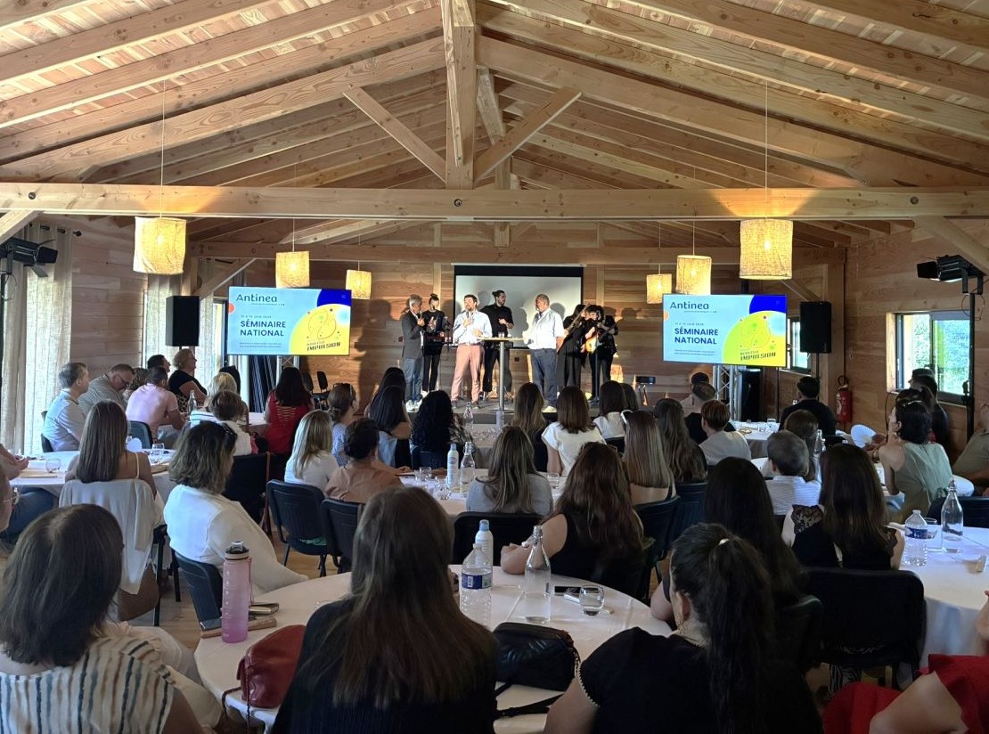 Animation du séminaire Antinéa Courtage Assurances.